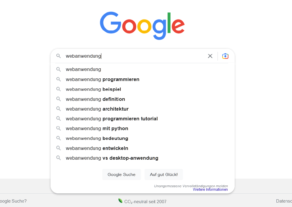 Screenshot der Google Suchmaschine, wo  in der Suchzeile "Webanwendung" eingegeben ist